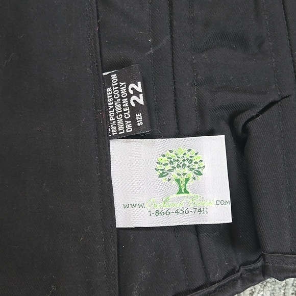 Corset - Picture 3 of 6